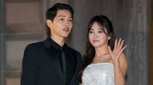 The story itself, granted they did have the advantage of a unique setting, does not use the. The Song Song Divorce Fans Mourn As Korean Celebrity Couple Announce Split Huffpost None