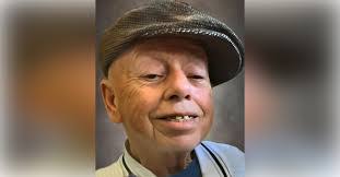 Beth Beebe's Instagram, Twitter & Facebook