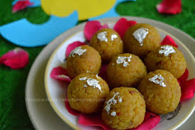 Not worth making a full recipe breakdown for this, because it's so, so easy. Oriyarasoi The Cosmopolitan Odia S Kitchen Couscous Honey Laddoo