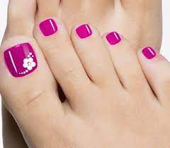 Choose the flower care of your choice, apply the perfect scented solution and. 50 Stunning Toe Nail Designs Ideas For 2021 Vvpretty Com