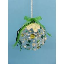 5 christbaumschmuck ideen zum selber basteln aus naturmaterialien. Weihnachtskugeln Basteln Den Christbaumschmuck Selber Basteln Mit Herrlich Schonen Acrylkugeln