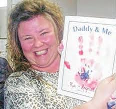 Amanda Grimaldo's Instagram, Twitter & Facebook