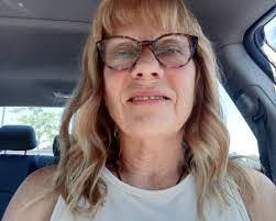 Debbie Colson's Instagram, Twitter & Facebook