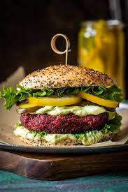 Vege Burger Aux Betteraves Mayo Avocat Jalapenos K Pour Katrine Recette Burger Vegetarien Betterave Recette