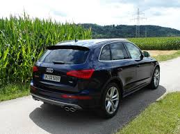 Neuer audi q5 mit luftfederung auf knopfdruck. Fahrbericht Audi Sq5 Tdi Quattro Ab September Kommt Ein Optisch Und Technisch Verfeinerter Q5 Auf Den Markt Wir Konnten Schon Jetzt Audi Sq5 Audi Neuwagen