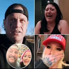 The very first time time they jammed together in public🎸🎸 Beautiful  connection between Dad and Daughter🙏