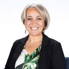 Debbie Strange's Instagram, Twitter & Facebook