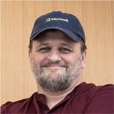 Joe Burdett's Instagram, Twitter & Facebook