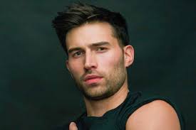 Quién es Derek Dixon, el actor de The Oval que acusó a Tyler Perry, el  director de Harta, de agresión sexual