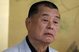 Christopher Torchia's Instagram, Twitter & Facebook