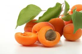 Sachet refermable d'amandes d'abricots amers entières (poids au choix).aliment controversé auquel certains prêtent des propriétés contre les tumeurs, son usage est strictement limité à certaines doses, consulter la fiche produit avant usage. Amandes Ameres D Abricot Bio Anti Cancer Naturel Puissant Amande Bio