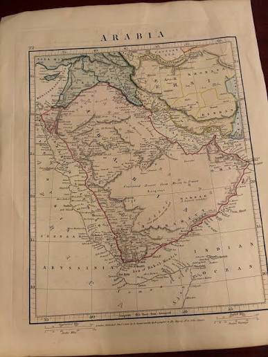 خريطة تاريخية قديمة من القرن الثامن عشر لشبه الجزيرة العربية. تُظهر الخريطة تفاصيل جغرافية وسياسية للمنطقة، بما في ذلك سواحل البحر الأحمر والخليج العربي. توضح الخريطة أسماء تاريخية للمناطق والقبائل والمدن، مثل "