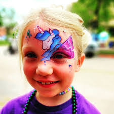 Stephanie Greeley's Instagram, Twitter & Facebook