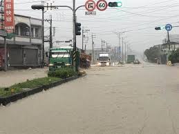Jun 04, 2021 · 北北基下起大雷雨，國家級警報「大雷雨即時訊息」發出台北市文山區也傳出淹水災情，臉書木柵社團有網友貼出照片指出，興隆路三段、再興中學. Mudplscgsct8bm