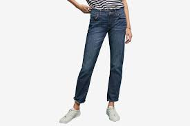 J brand's petite denim line is designed specially for women 5'3 and under. Guide To Women S Petite Jeans Pants 8 Pairs We Love 2018 The Strategist