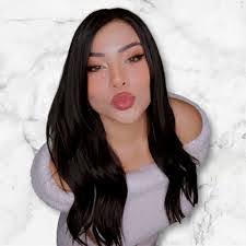 Ofelia Castrejon's Instagram, Twitter & Facebook