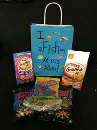 Birthday Gift Ideas For Coworker Friend Going Away Present Idea Friend Moving Away Gifts Going Away Gifts Diy Gifts For Friends