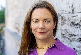 Jill Langlois's Instagram, Twitter & Facebook