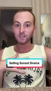 Aaron Burnham's Instagram, Twitter & Facebook