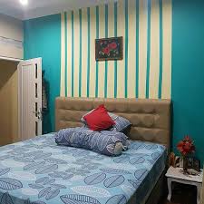 Pilihan warna dinding kamar tidur yang menenangkan kelima adalah nuansa biru tosca. Dekorasi Kamar Tidur Warna Biru Dongker Menghias Kamar Desainer Interior Indonesia