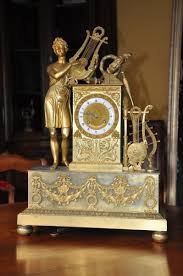 Grande Pendule En Bronze Dore Orphee Epoque Restauration Antoine Claeys Maison Du Xveme Proantic Pendule Ancienne Pendule Pendule Horloge