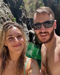 Part 2 ! 🏖️🛶 ⛰️ 🌮 @toeselbear “doing all the work” #travel #vacation  #mexico #fun #sunshine