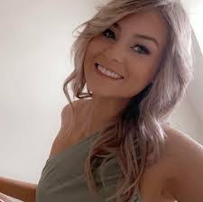 Tami Conner's Instagram, Twitter & Facebook