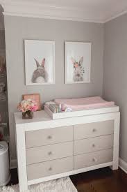 Selbst hergestellte dekoration ist eine großartige möglichkeit, das babyzimmer individuell zu gestalten. Babyzimmer Madchen 21 Einrichtungsideen Fur Marchenhafte Gestaltung Innendesign Kinderzimmer Zenideen