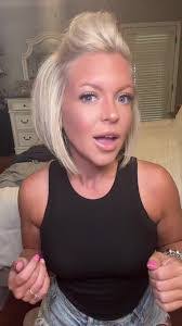 Cassie Teague's Instagram, Twitter & Facebook