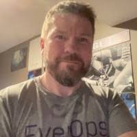 Warren Martinez's Instagram, Twitter & Facebook