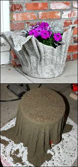 Make A Unique Garden Planter From An Old Towel Diy Projects For Everyone Concrete Diy Projects Concrete Diy Concrete Planters
