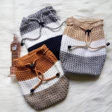 Nikmati kemudahan berbelanja secara online dan dapatkan berbagai ya, itulah sepuluh model tas selempang kecil wanita yang cantik dan keren banget menurut kamini. Mjs Tas Selempang Rajut Serut Hp Kecil Polet Tas Wanita Lazada Indonesia