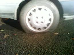 Que faire lorsque vous avez un pneu crevé? Voiture Rayer Et Pneu Crever Temoignage Accident Vol Incivisme Securite Forum Pratique Forum Auto