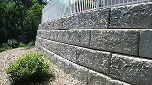 The quality products are made right here in iowa and can be used for all outdoor landscaping projects such as retaining walls, patios, outdoor kitchens, fire pits and more. Superior Concrete Products Inc Recon Retaining Walls Landscape Architect