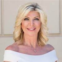 Correo electrónico y teléfono de Dwight McDowell