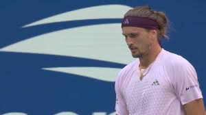 Alexander Zverev takes 1st set in US Open men's title match
