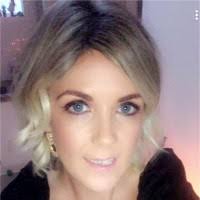 Linda Callan's Instagram, Twitter & Facebook