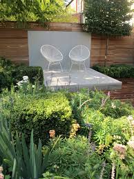 Pin By Nicole Bar Dayan On Fences Screens Modern Landscaping Garden Design Modern Garden
