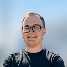 Barry Beyer's Instagram, Twitter & Facebook