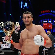 Mamed khalidov фото исполнителя mamed khalidov. Midnight Mania Retired Ksw Kingpin Mamed Khalidov Arrested In Poland By Anti Terrorism Police Mmamania Com