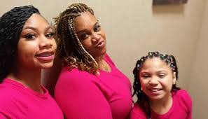 Caroline Archibald's Instagram, Twitter & Facebook