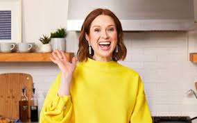 Talking all things virus lab leaks, ellie kemper and the veiled prophet, stephen colbert's creative john cena subtitling, blue's clues going super woke, and rand paul throwing down on. Ellie Kemper Talks The End Of Kimmy Schmidt Rebooting Norman Lear And Why She Can T Wait To Write Another Book