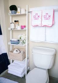 Steal these dorm room ideas for staying organized and cute. Decorating A Bathroom In An Apartment House Decor Interior