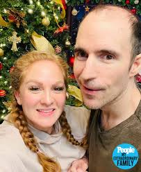 Mom's Viral Videos About Caring for Ex After Brain Injury Taught Her Power  of Kindness (Exclusive)