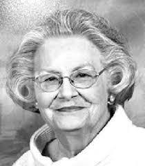 Allie Saunders's Instagram, Twitter & Facebook