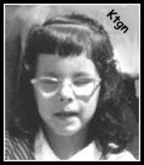 Evelyn Rendon's Instagram, Twitter & Facebook