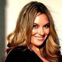 Janet Rosario's Instagram, Twitter & Facebook