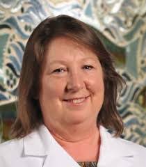 Denise Parra's Instagram, Twitter & Facebook