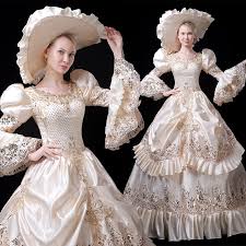 Vigée le brun's infamous portrait of marie antoinette embodies the tension between fashion and court painter élisabeth vigée le brun depicts the extremely fashionable queen marie antoinette. 18th Century Rococo Style Marie Antoinette Champagne French Dress Rococo Fashion Dress Up Game Dresses Aliexpress