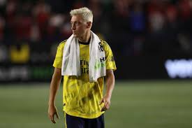 Arsenal outcast mesut ozil was due in istanbul sunday to finalise his move to fenerbahce and end his troubled stay in the english premier league. Mesut Ozil Meets With Former Germany Teammates After Arsenal S Victory Against Bayern Munich Bavarian Football Works